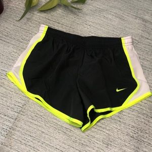 COPY - COPY - New Nike Dri-Fit Tempo Size Small